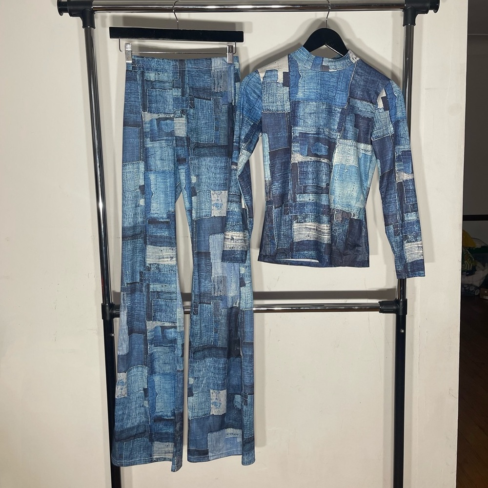 Ladies 2pc Set - Picture 2 of 8